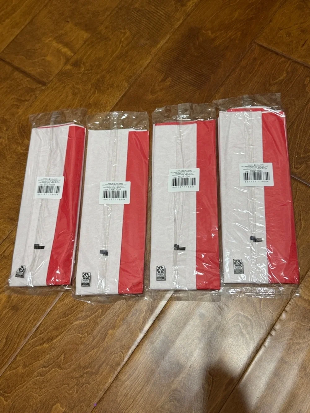 NWT Bundle of 4 Hallmark Red and White Tissue Paper Packs
